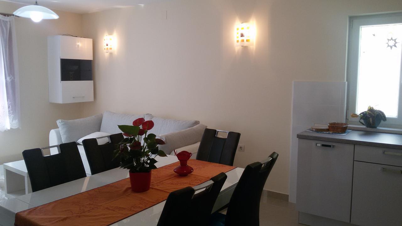 Apartment Anita Vodice Exteriör bild